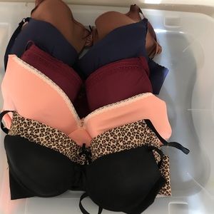 Uplifting bras 38C
